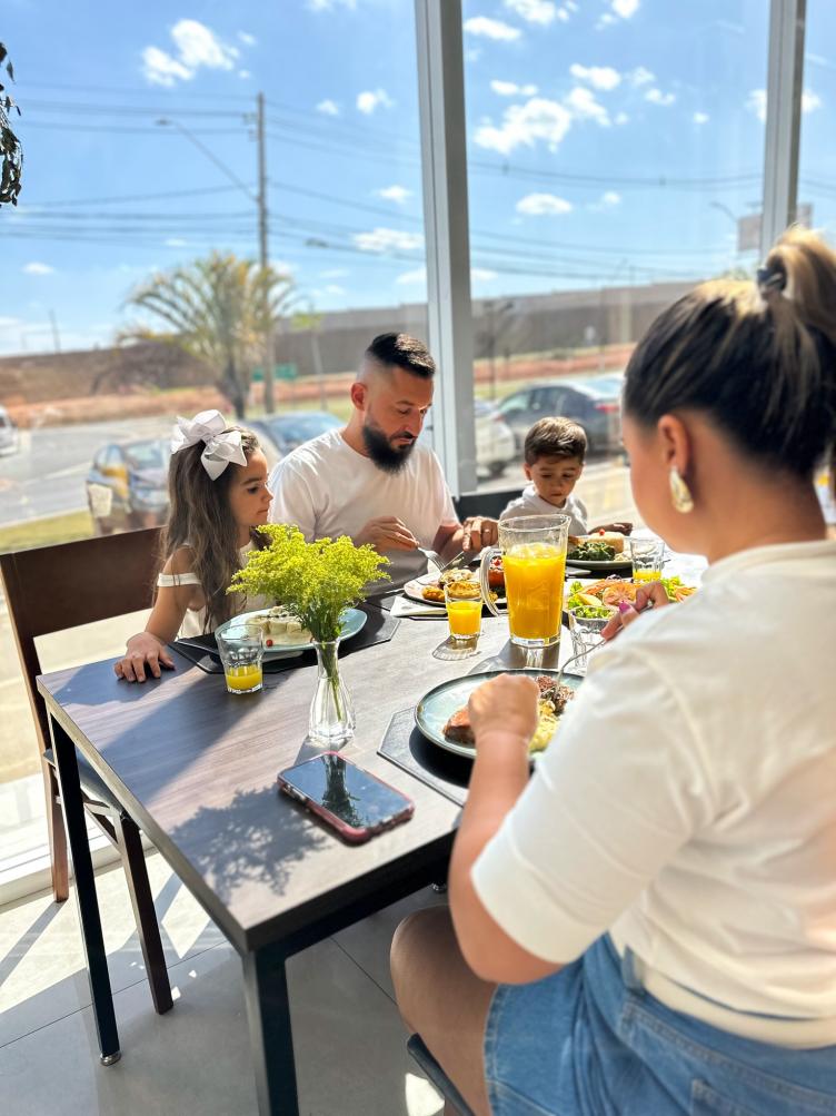 Restaurante em Paulínia oferece almoço especial para o Dia dos Pais