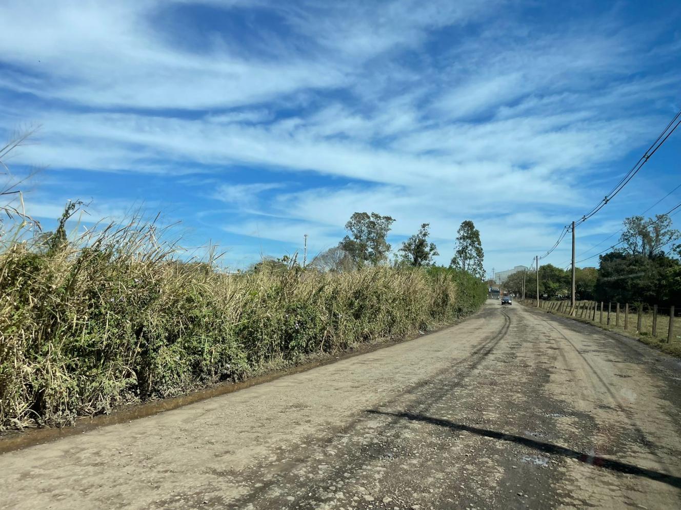Prefeitura de Cordeirópolis realiza recuperação de estradas na Zona Rural