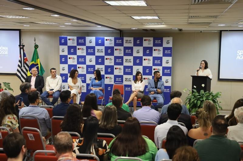 Camila Viana assume a presidência da SP Águas