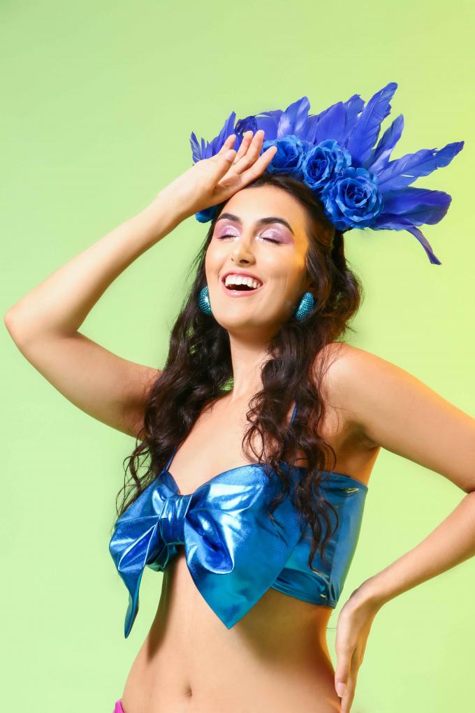 Carnaval 2025: dicas de looks vibrantes para você aproveitar a festa