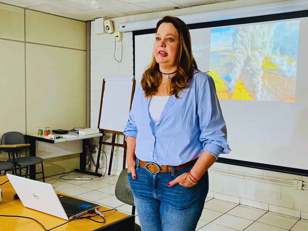 Produtores rurais de Liimeira participam de palestra sobre prevenção a incêndios florestais