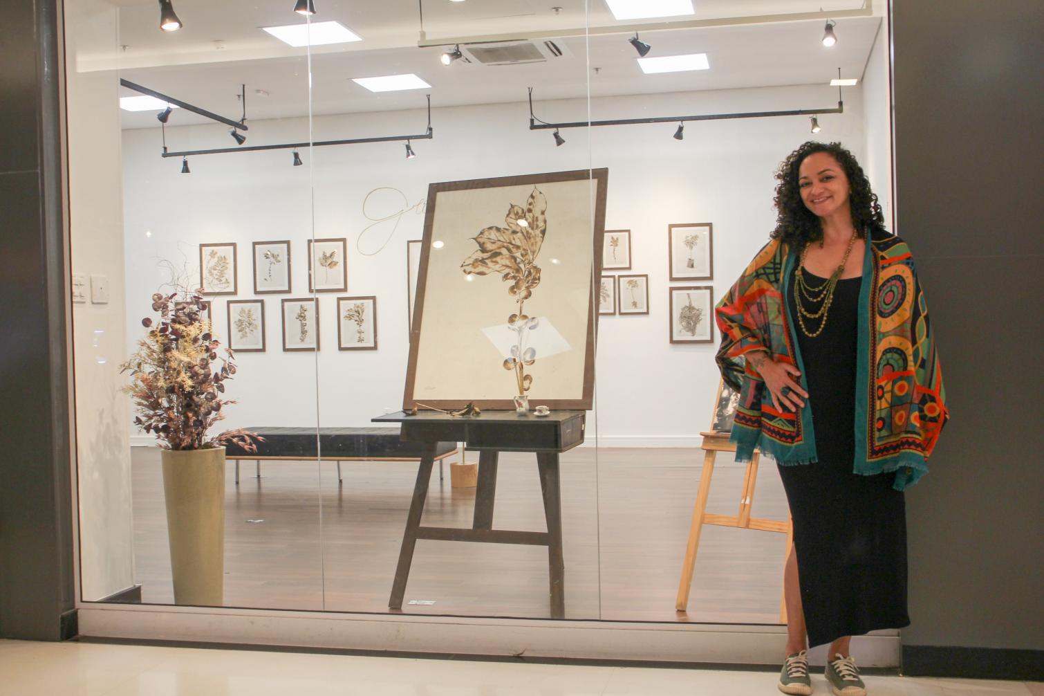 Artista limeirense leva exposição com tema café para a Áustria