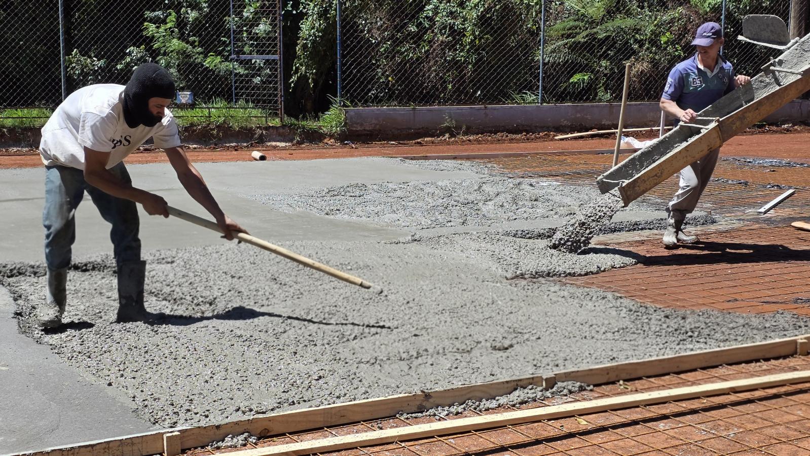 Quadras do Jardim Cordeiro começam a ganhar forma