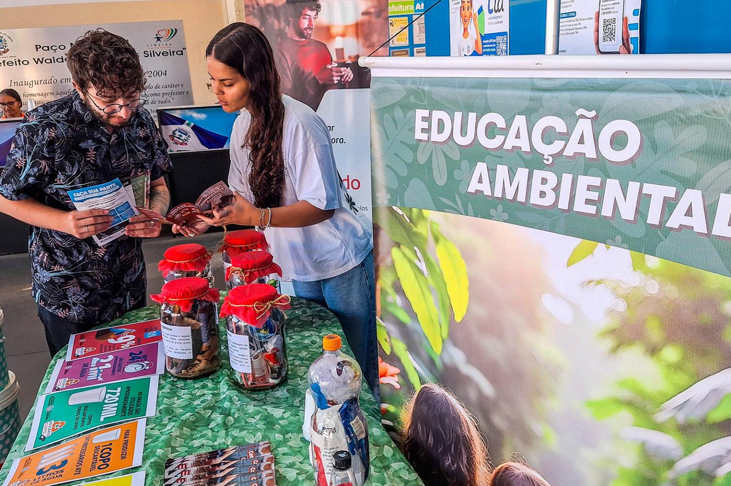 Edifício Prada recebe estande de orientações do Dia da Educação Ambiental