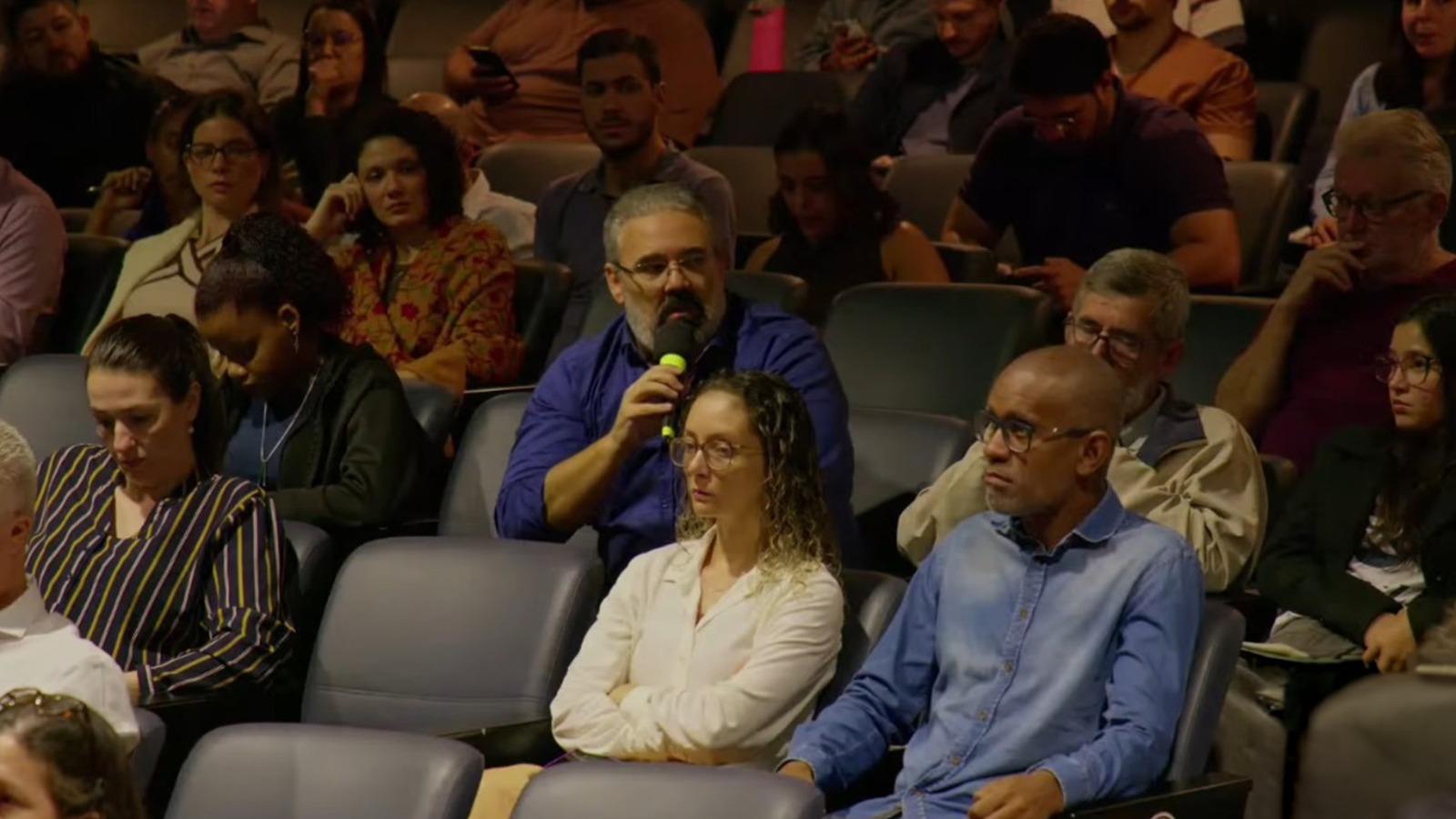 Prefeitura de Limeira reúne profissionais para orientar sobre regularização de imóveis em Limeira