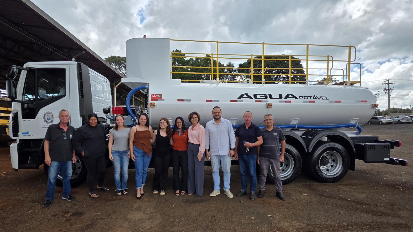 Cordeirópolis adquire novo caminhão-pipa após mais de 20 anos