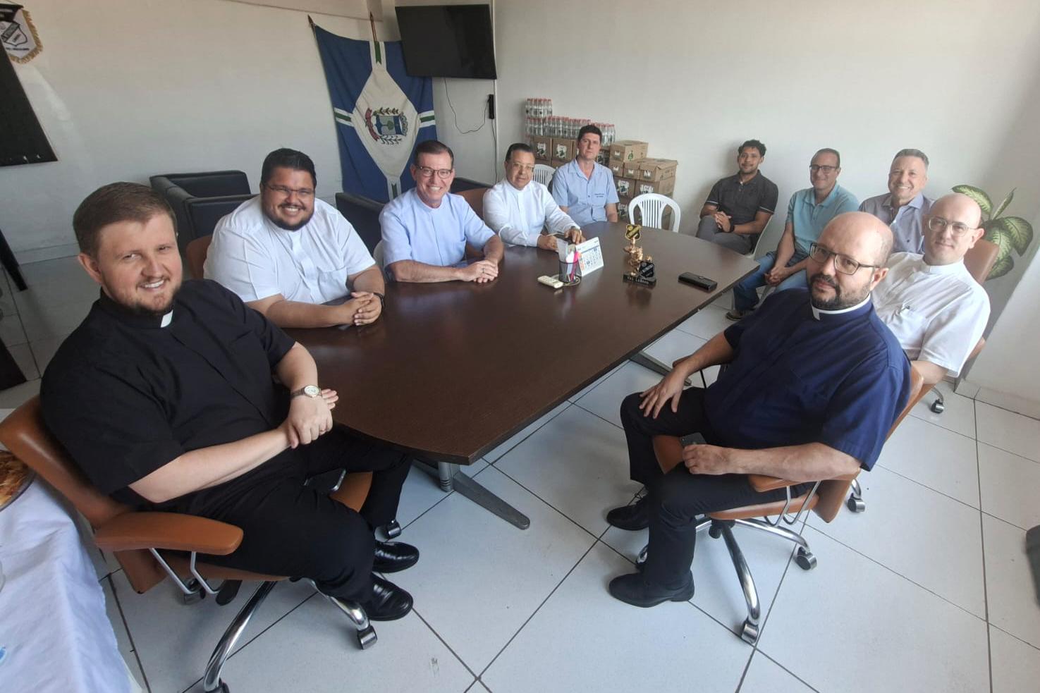 Comissão organizadora do Jubileu de Ouro da Diocese de Limeira realiza visita ao Limeirão