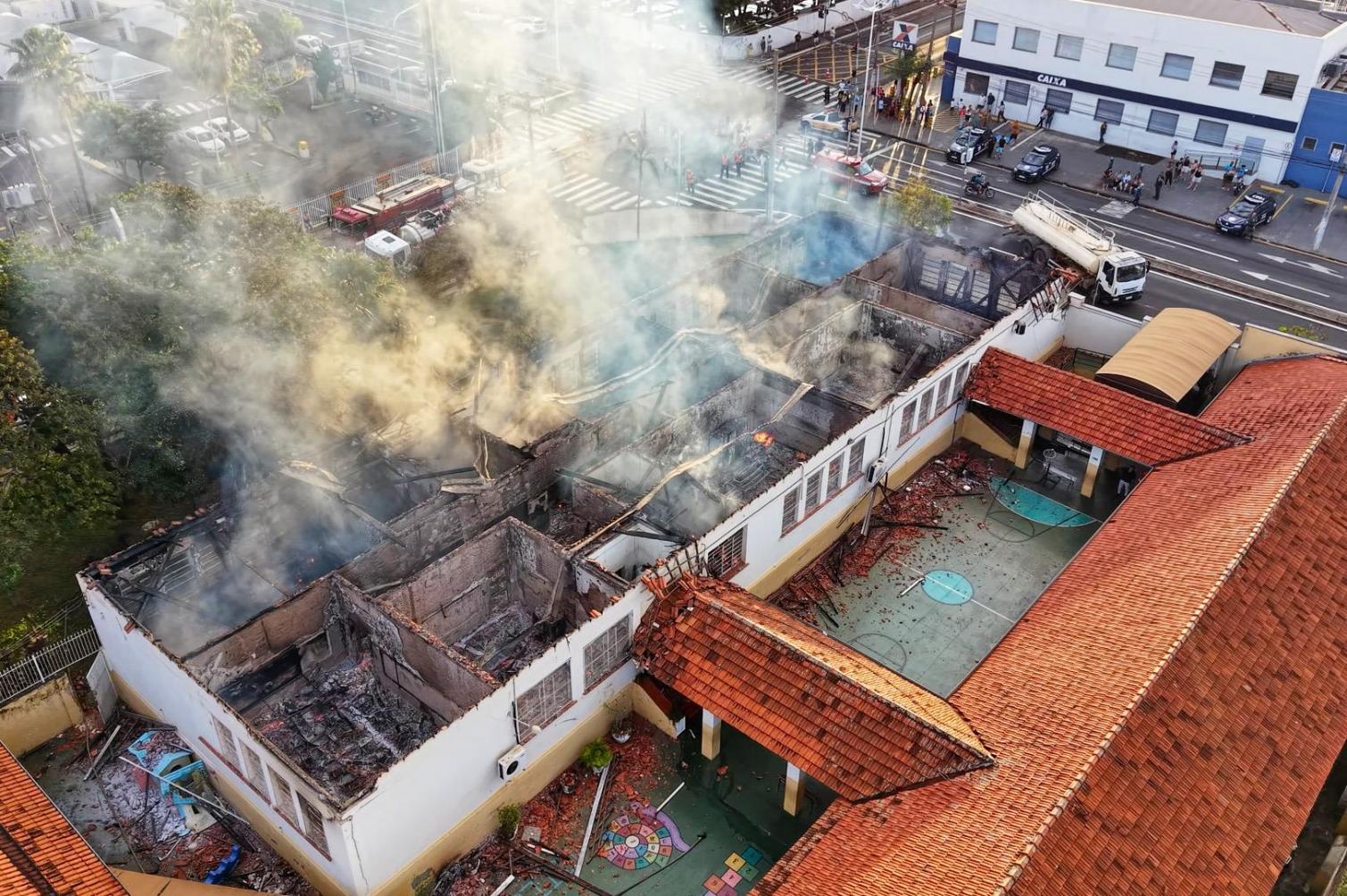Incêndio atinge Emeief Prada e mobiliza equipes de Limeira e região