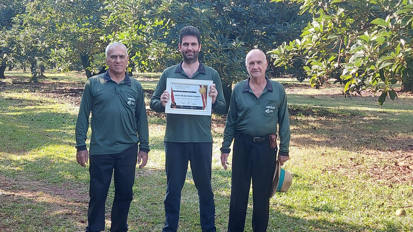 Viveiro São José, de Cordeirópolis, recebe certificado nacional de qualidade