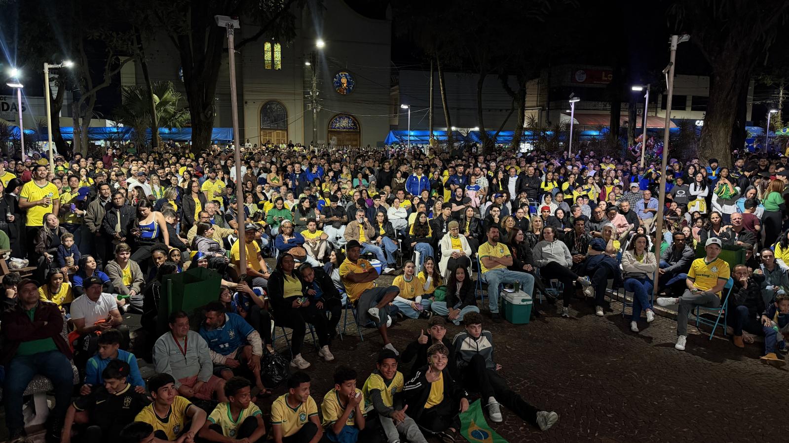 Brasil contra Noruega será transmitido em telão na Praça Central de Cordeirópolis