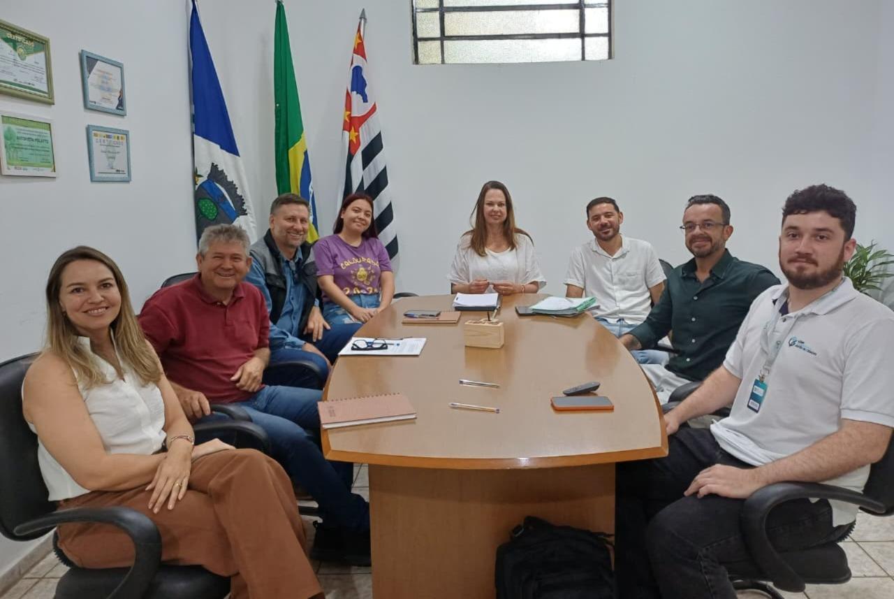 Reunião marca início da elaboração do Plano Municipal de Saneamento Rural de Limeira